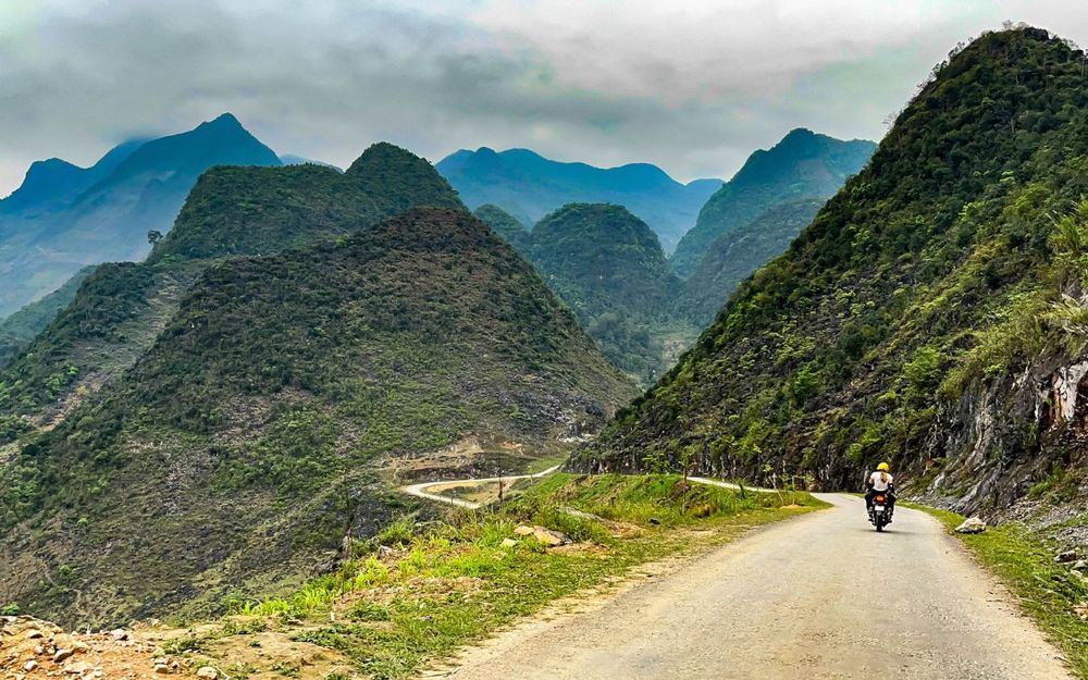 Loop de Ha Giang en moto 2026: La única guía que necesitas