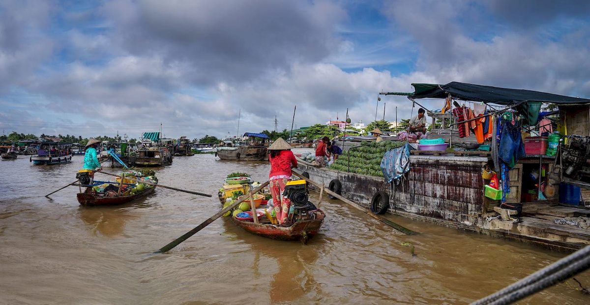 Mercados flotantes en el Delta del Mekong (Guía para 2026)