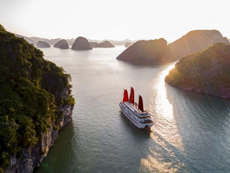 crucero por bahia de halong