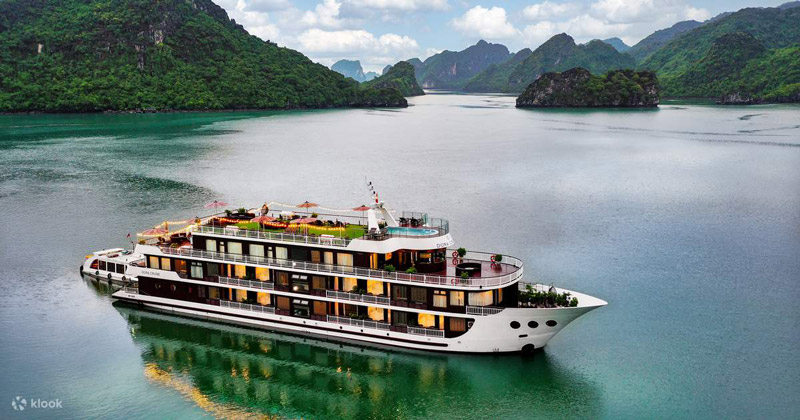 crucero por la bahia lan ha