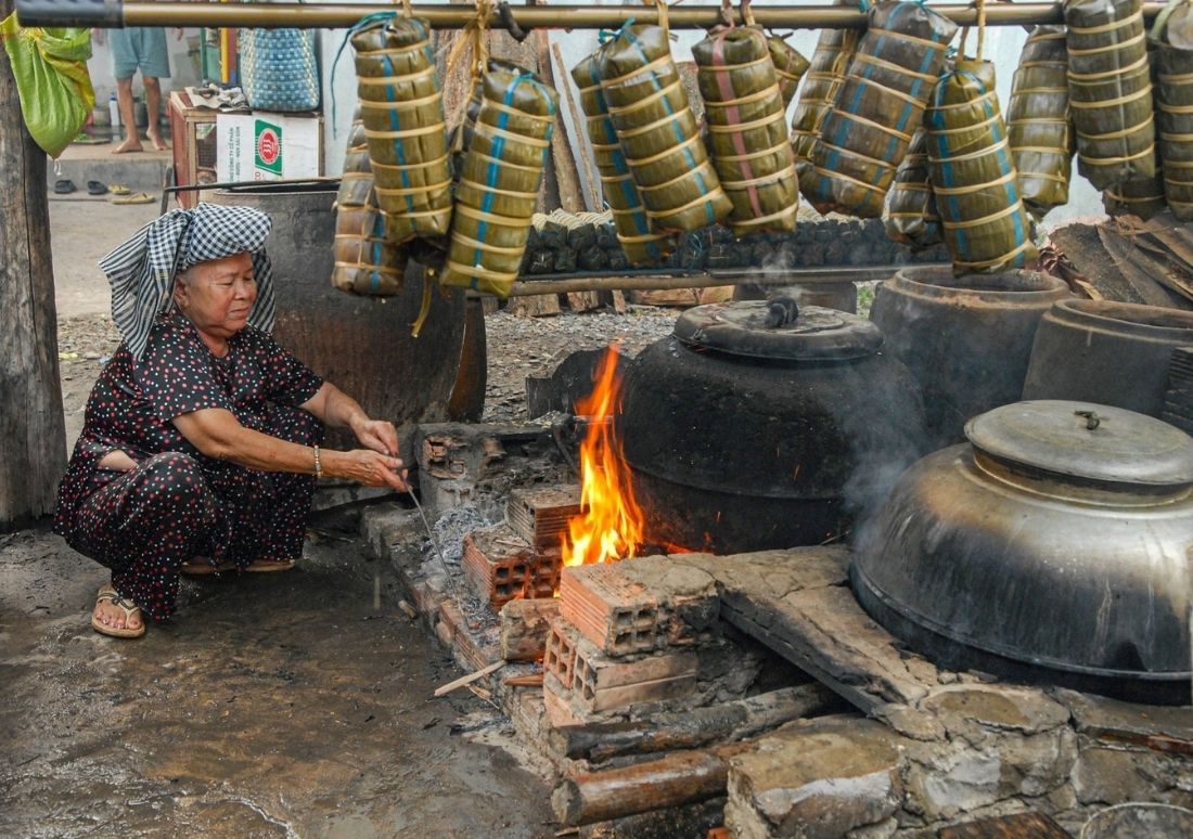 olla del banh tet en año nuevo en vietnam