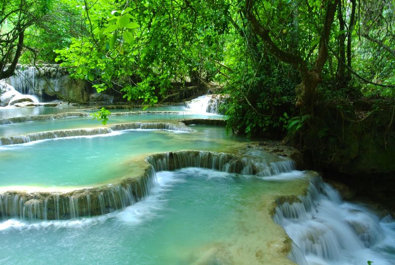 vietnam o laos - cascada kuang si
