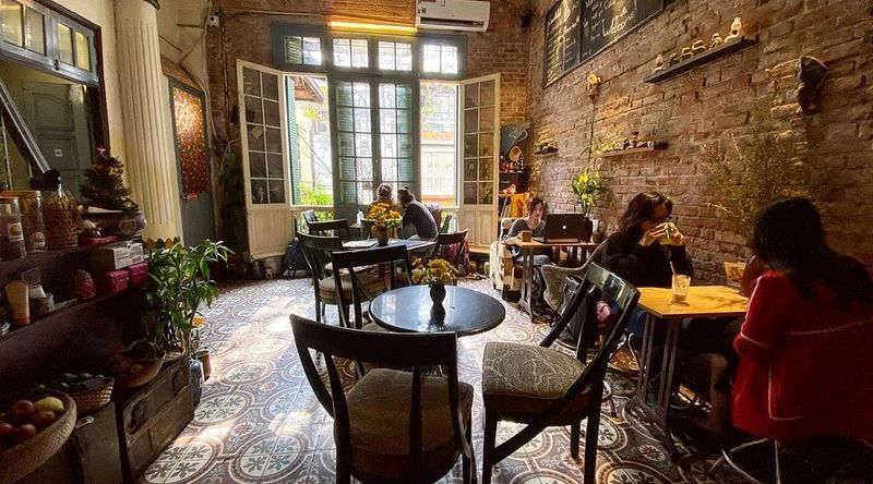 cafe en hanoi - loading t