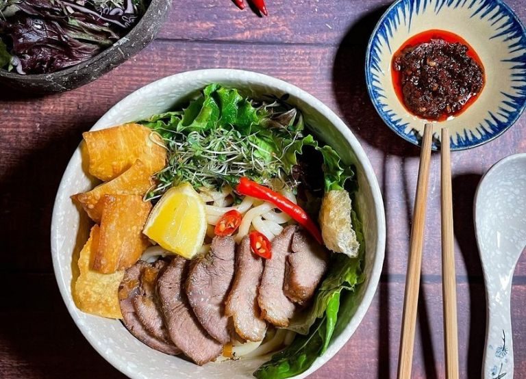 sopa cao lau hoi an