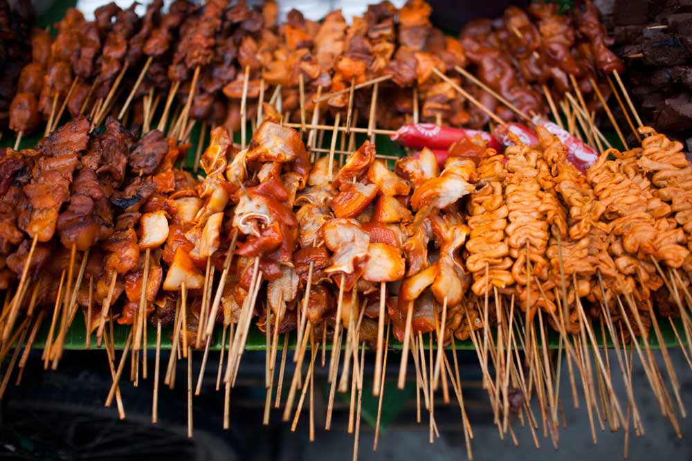 comida callejera en camboya-carne a la parrilla