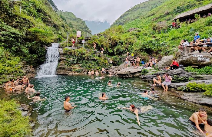 cascada du gia en ha giang