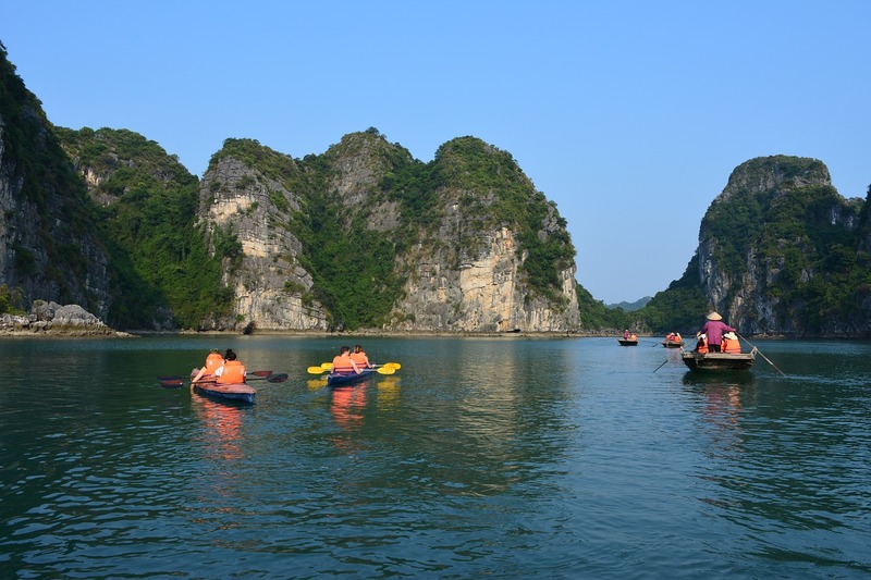 ruta  vietnam 10 dias kayak en bahia halong