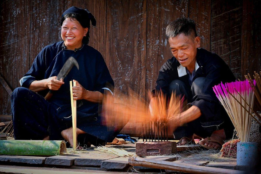 Aldea del incienso de los Nung en cao bang