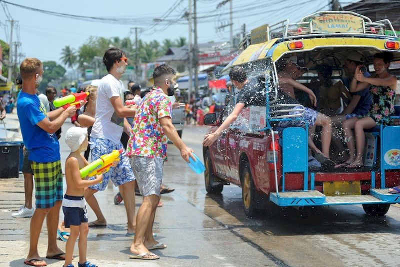 songkran en koh samui