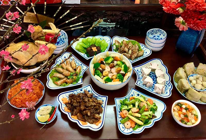 nems vietnamitas en la comida