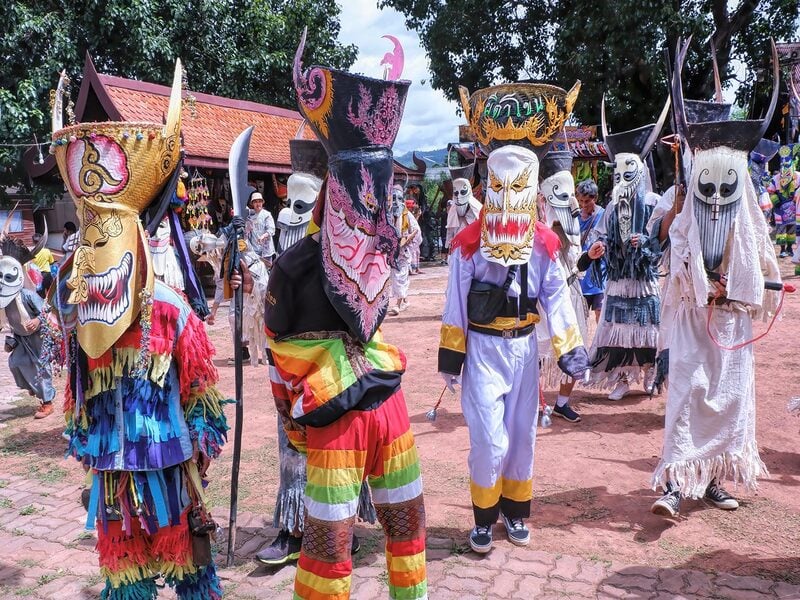 phi ta khon