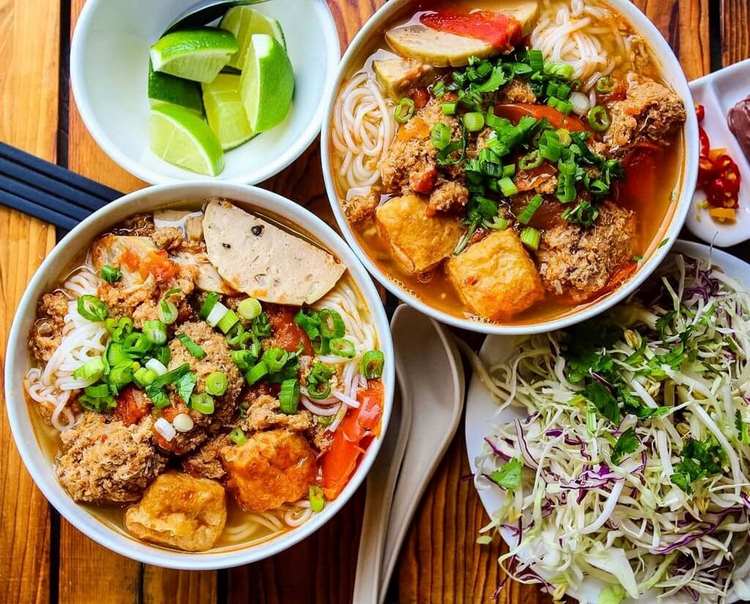 sopa vietnamita