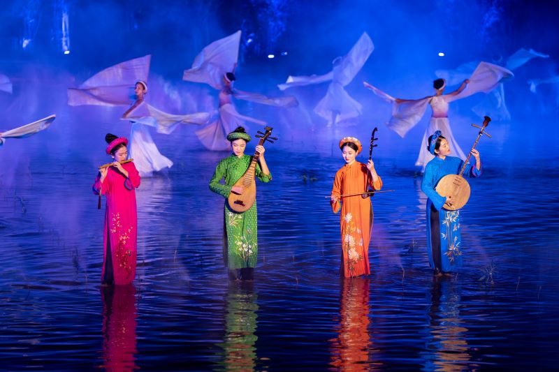 hanoi por la noche - La Quintaesencia de Tonkin