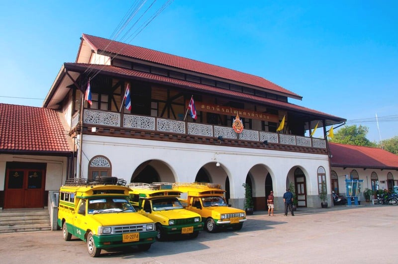 tren tailandia