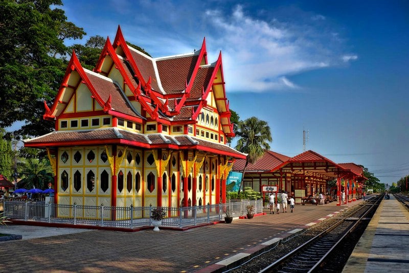 tren tailandia