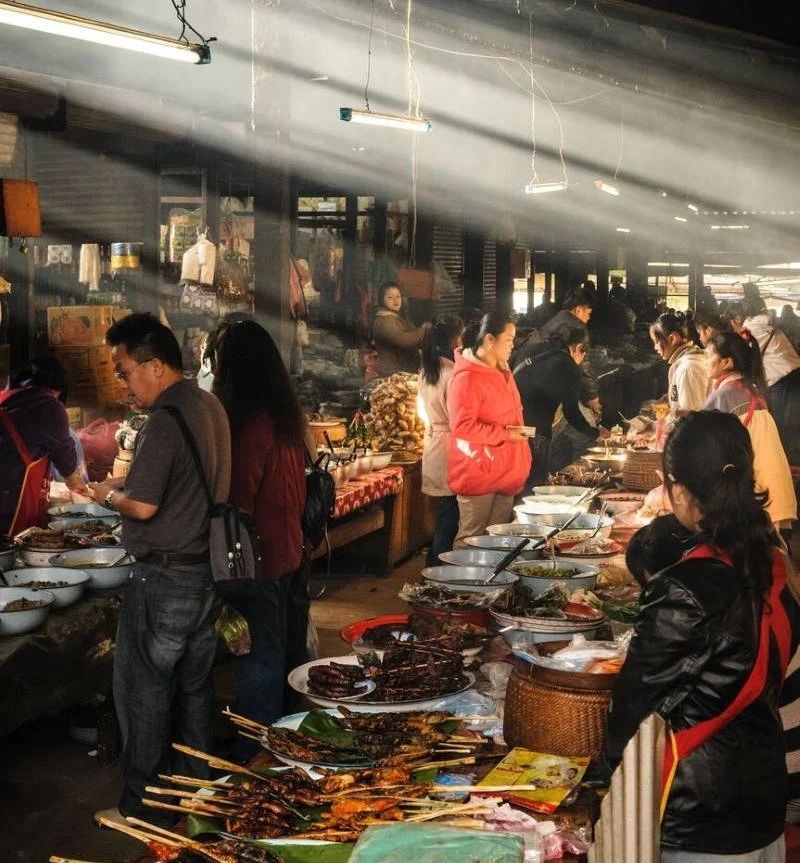 mercado de xieng khouang