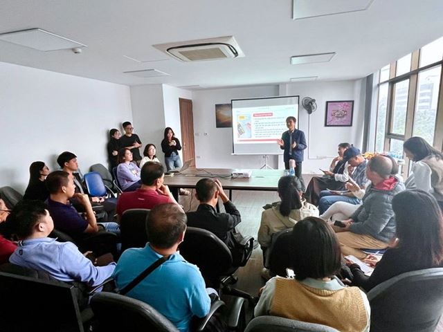 Formación sobre impuestos y compromiso con un equipo fiable y responsable