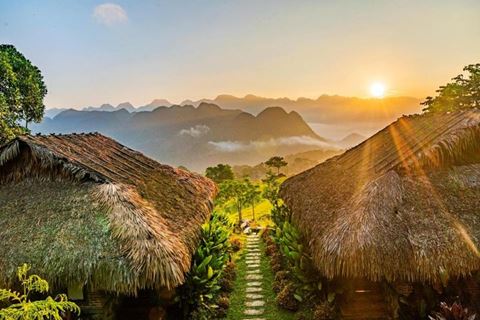 Pu Luong Retreat