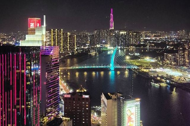 Última noche en Vietnam en su ciudad más moderna: Ciudad Ho Chi Minh, o Saigón
