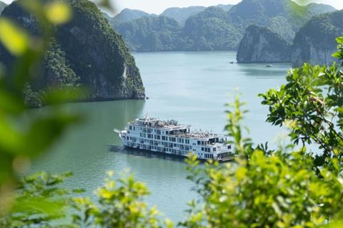 Crucero por la Bahía de Halong en 3 días