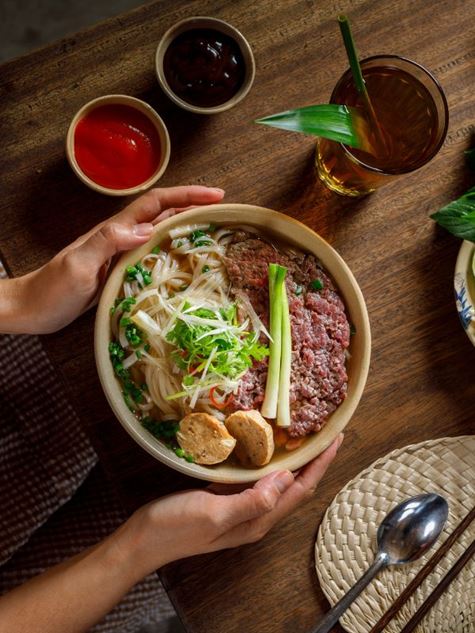 Plato phở