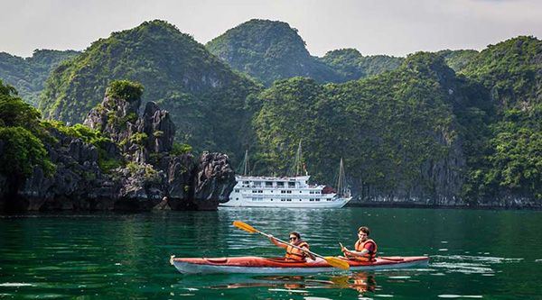 Crucero por Isla de Cat Ba - Bahía de Lan Ha en 2 días