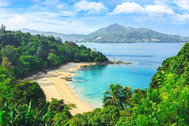 Phuket es uno de los lugares que puedes visitar una y otra vez gracias a sus diversas playas.